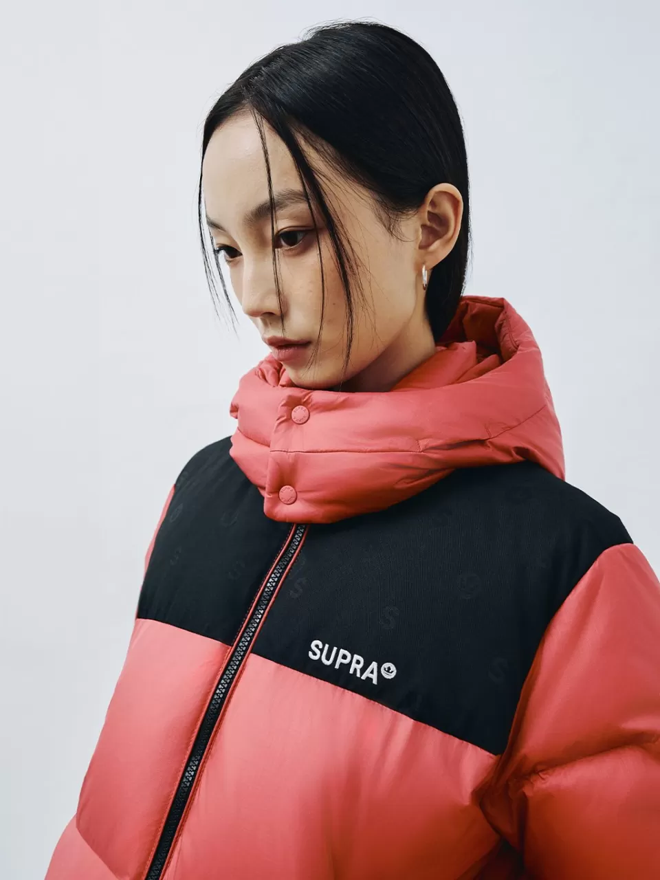 Down^SUPRA Women's Jacquard Color Block Short Down Jacket